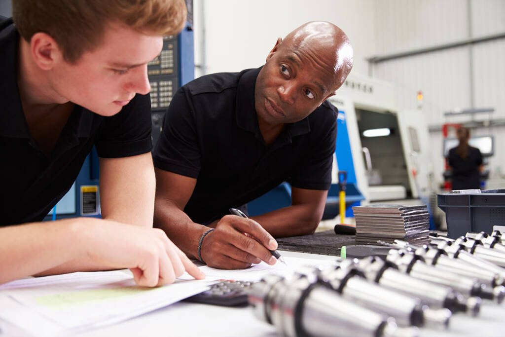 manufacturing meeting 1024x683 1